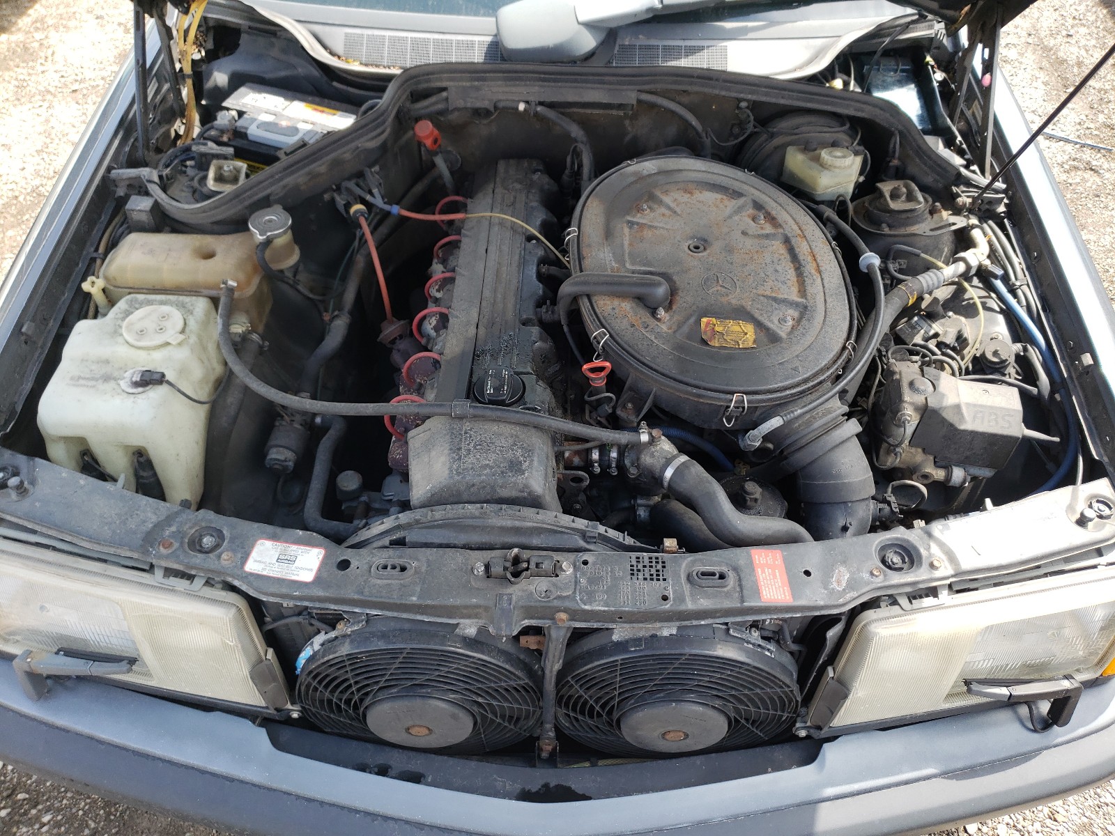 Photo 7 from auction – 1990 MERCEDES-BENZ 190 E 2.6 with VIN WDBDA29D7LF741200