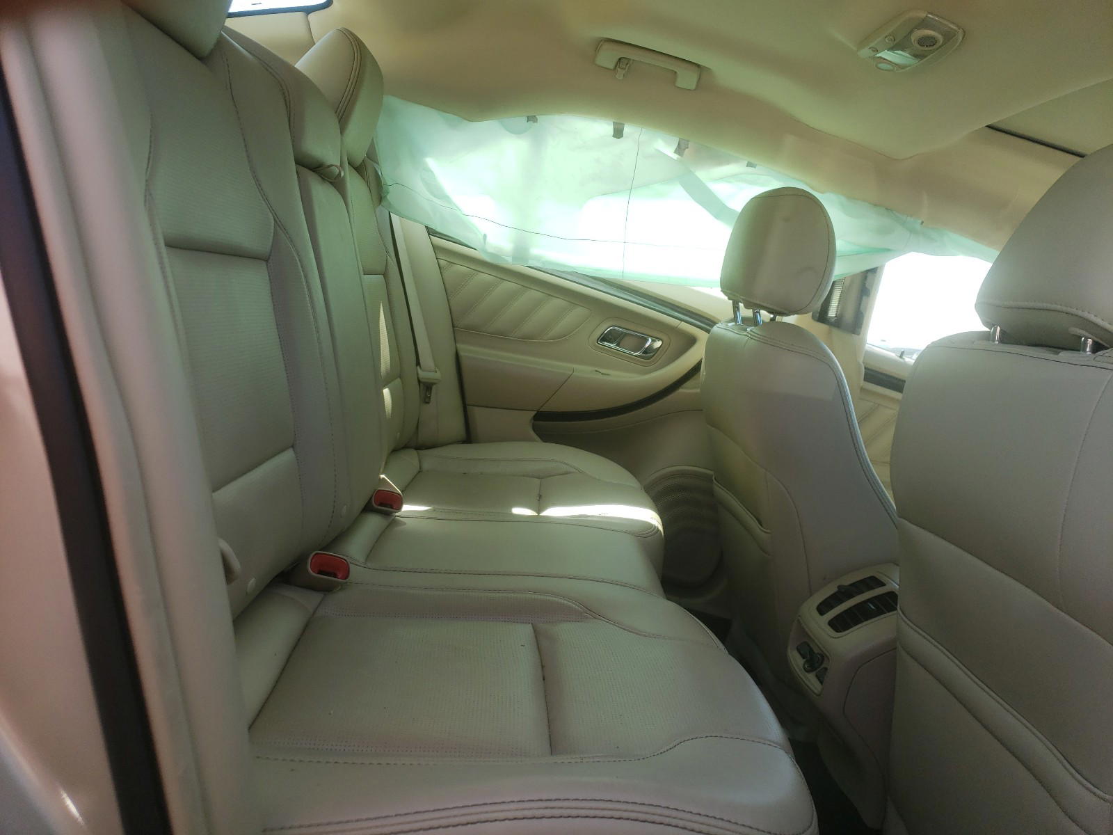 Photo 6 from auction – 2018 FORD TAURUS with VIN 1FAHP2F88JG128234