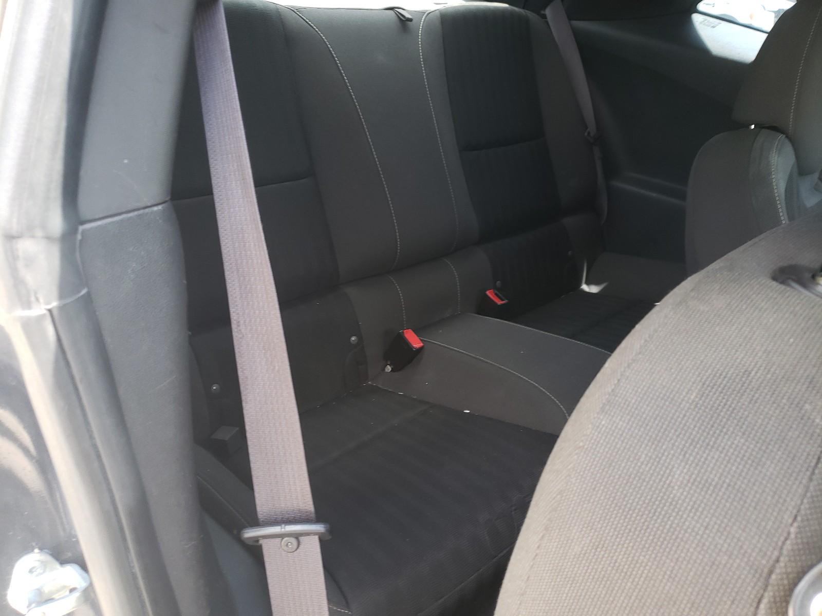 Photo 6 from auction – 2015 CHEVROLET CAMARO LS with VIN 2G1FB1E33F9181177