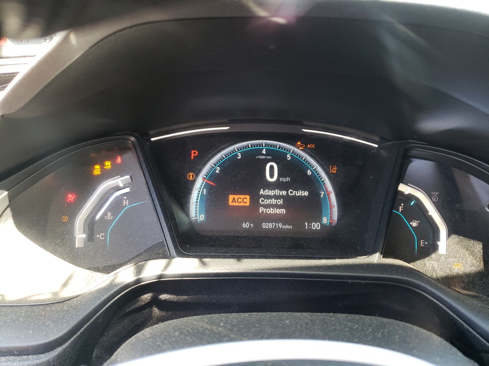 Photo 8 from auction – 2019 HONDA CIVIC LX with VIN 2HGFC2F6XKH588806