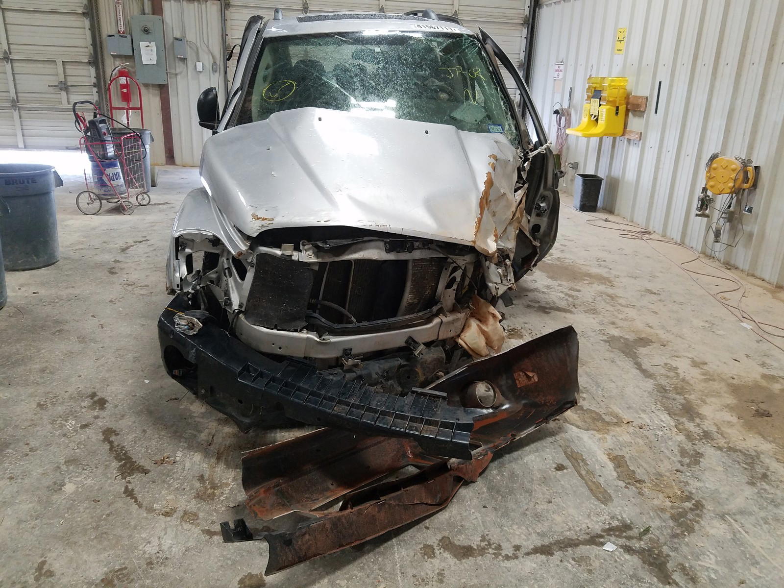 Photo 9 from auction – 2005 DODGE DURANGO LI with VIN 1D8HD58D65F581876