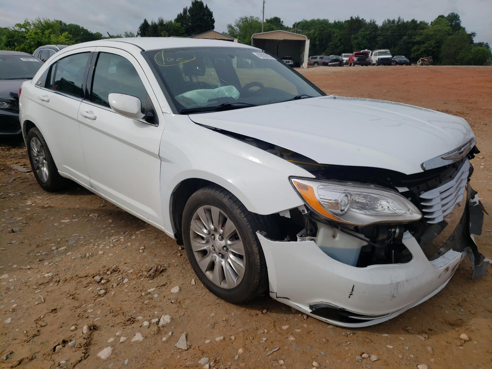 CHRYSLER 200 LX 2014 with VIN 1C3CCBAB5EN142682 - Photo from auction