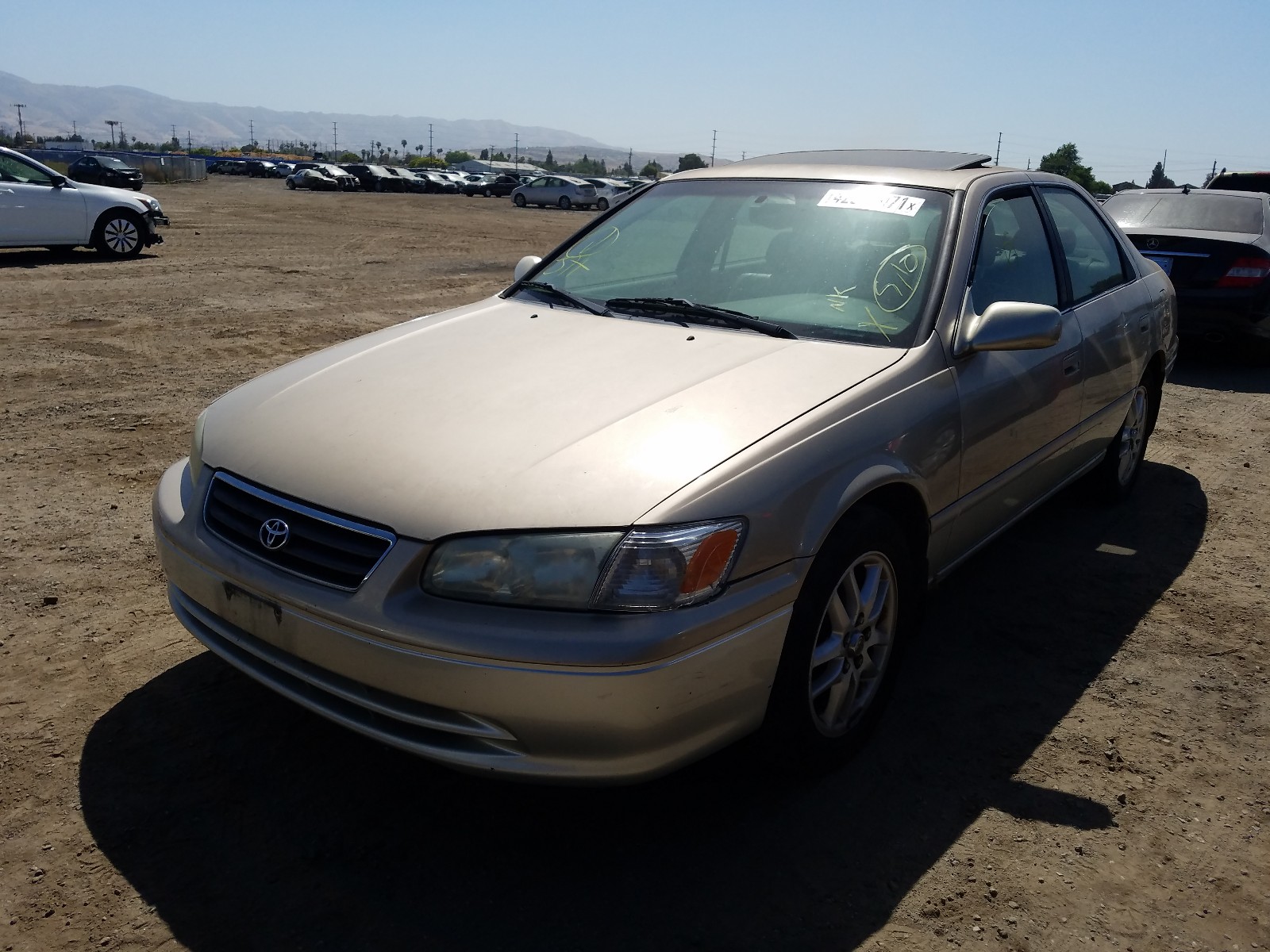 Zdjęcie 2 z aukcji – 2001 TOYOTA CAMRY CE z VIN JT2BF22K310318142