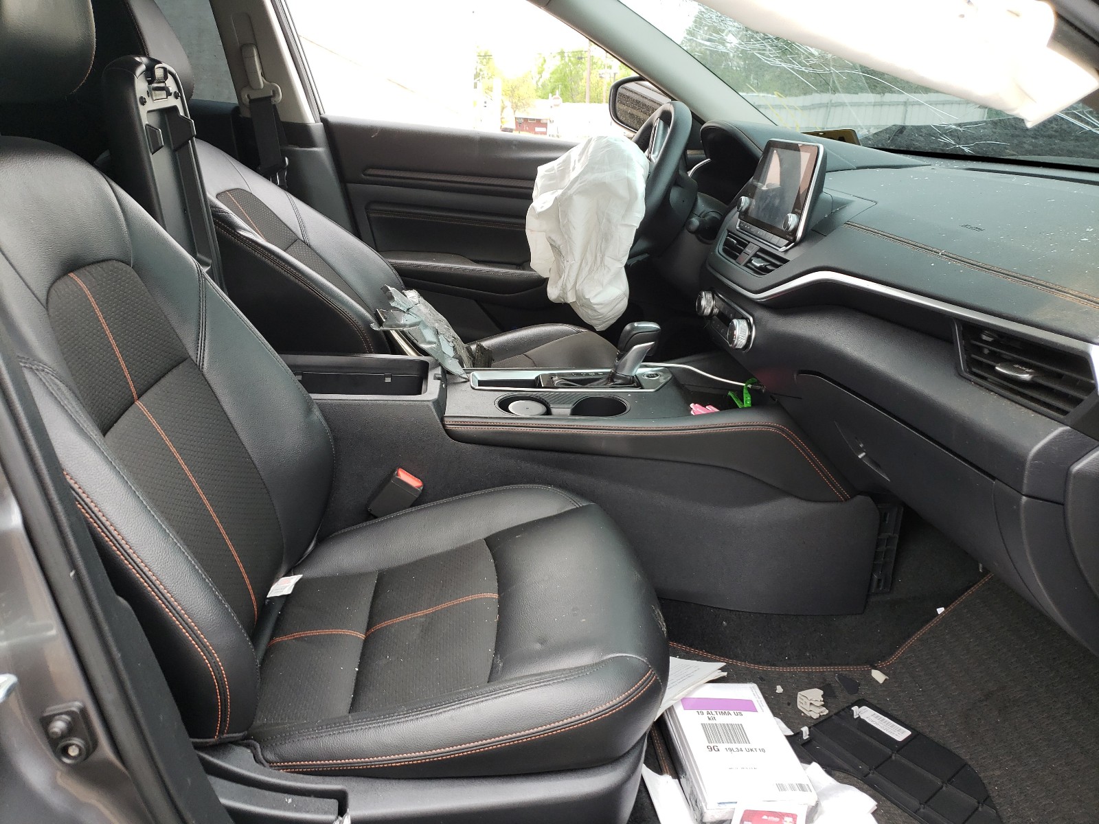 Photo 5 from auction – 2019 NISSAN ALTIMA SR with VIN 1N4BL4CV0KC202214