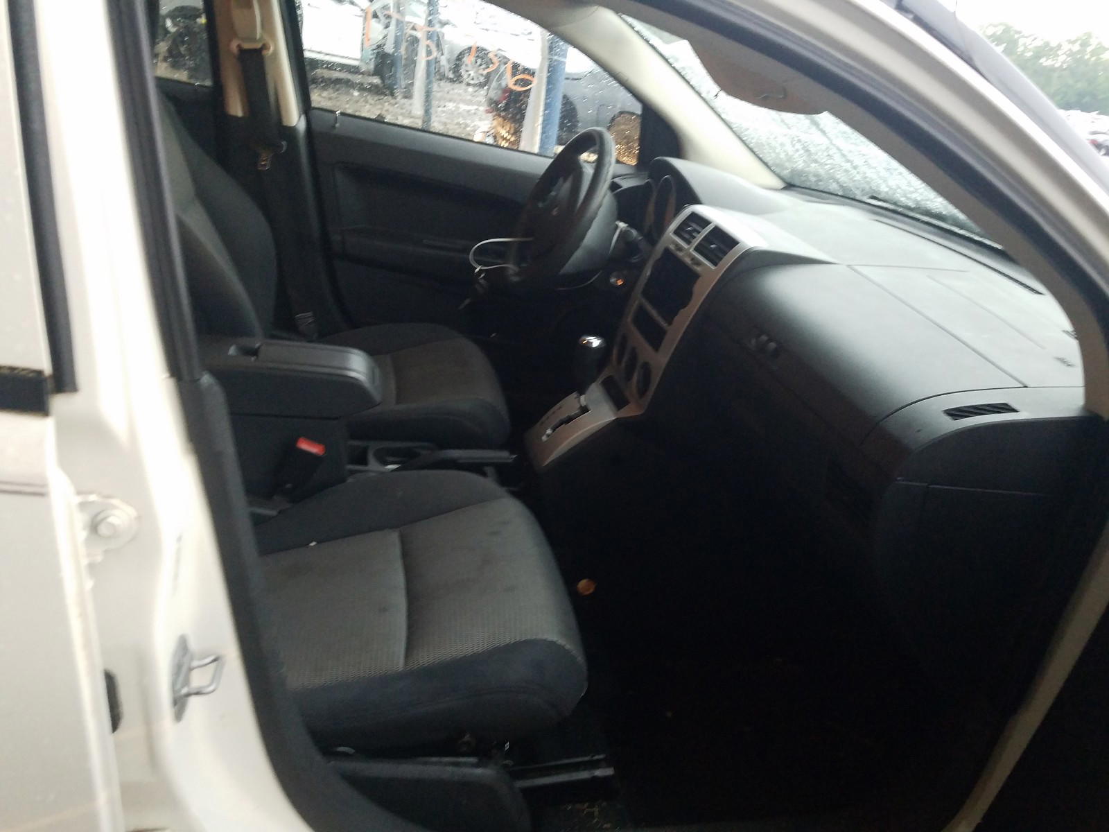 Photo 5 from auction – 2008 DODGE CALIBER SX with VIN 1B3HB48B88D546397