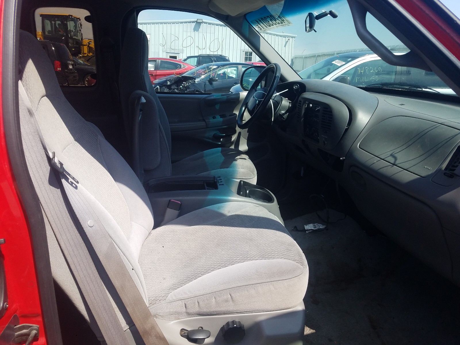 Photo 5 from auction – 1997 FORD F150 with VIN 1FTDX1764VKA61764