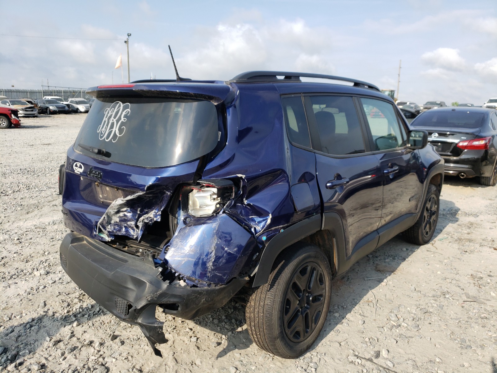 Photo 4 from auction – 2018 JEEP RENEGADE S with VIN ZACCJBAB3JPH58707