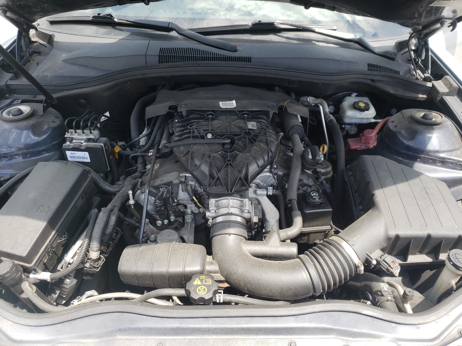 Photo 7 from auction – 2015 CHEVROLET CAMARO LS with VIN 2G1FB1E33F9181177