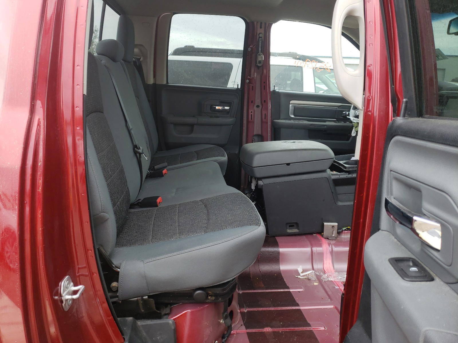 Photo 6 from auction – 2014 RAM 1500 SLT with VIN 1C6RR7GTXES425587