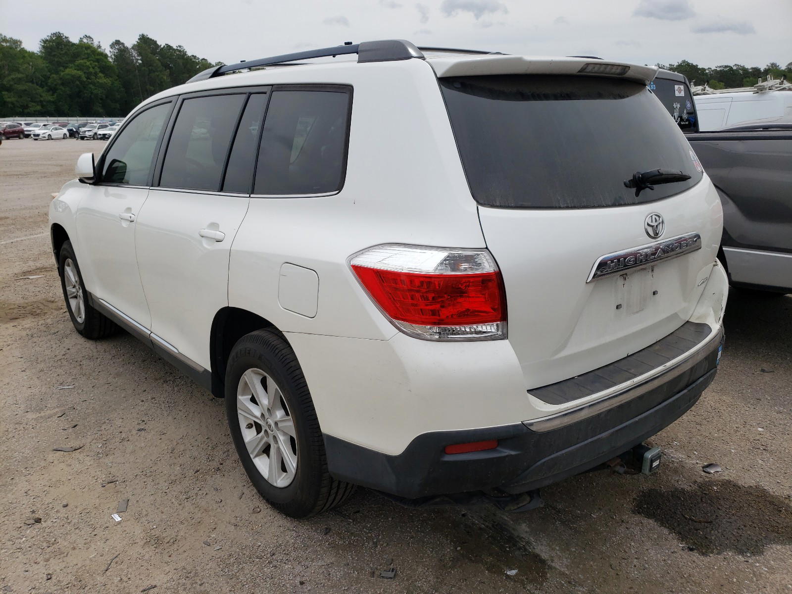 Photo 3 from auction – 2012 TOYOTA HIGHLANDER with VIN 5TDBK3EH6CS128781