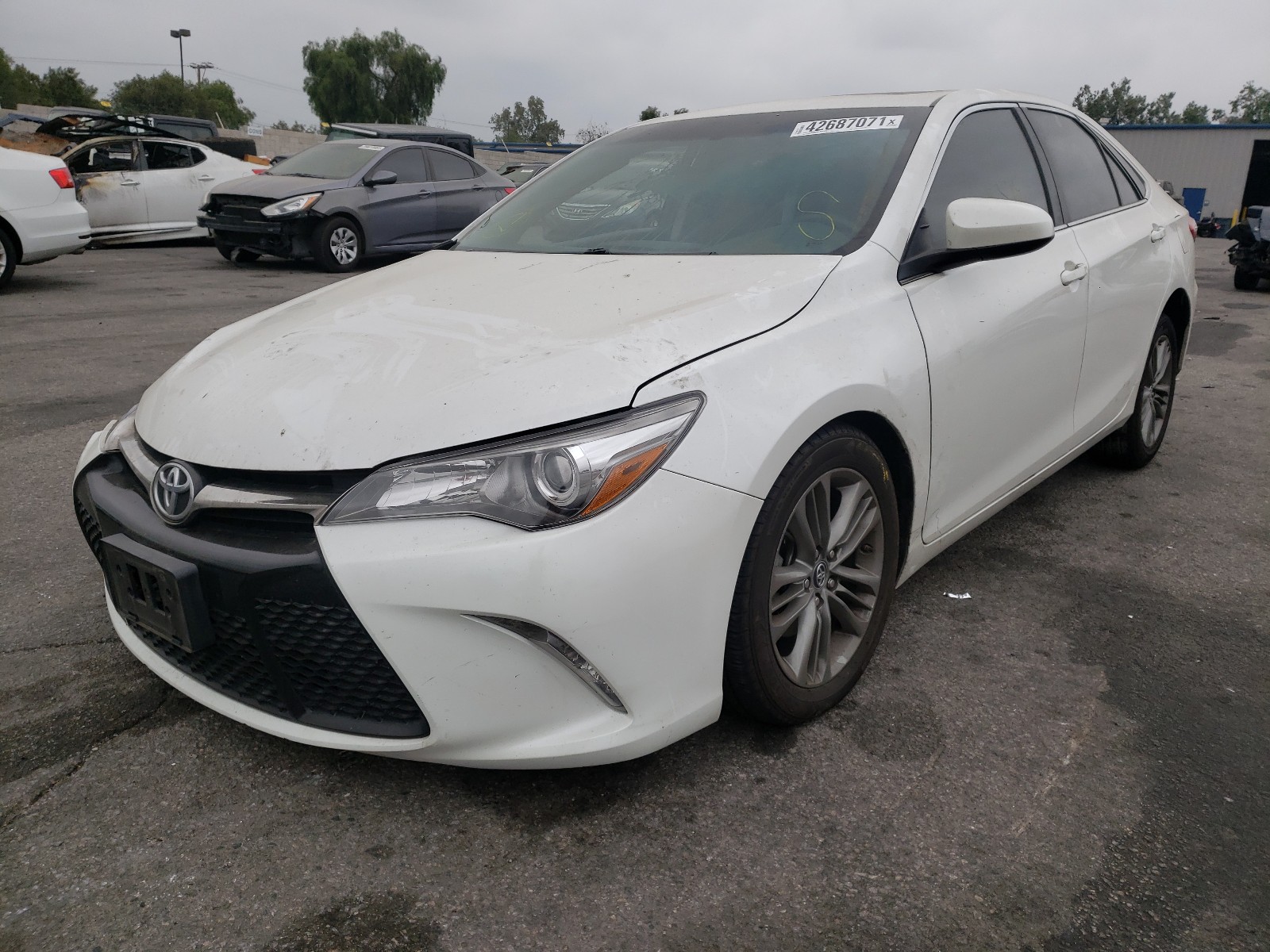 Photo 2 from auction – 2017 TOYOTA CAMRY LE with VIN 4T1BF1FK0HU429631