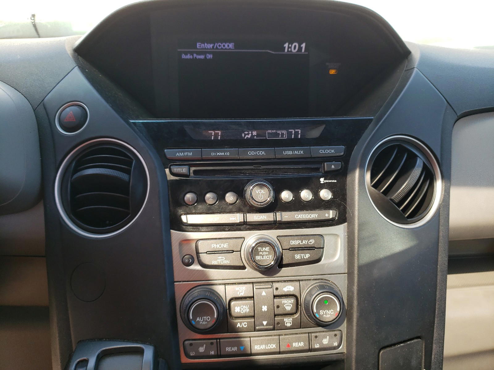 Photo 9 from auction – 2014 HONDA PILOT EXL with VIN 5FNYF3H56EB003531