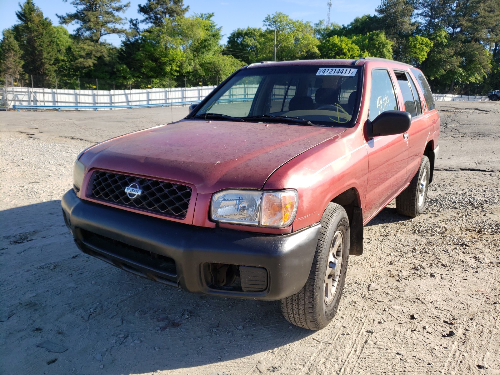 Photo 2 from auction – 2000 NISSAN PATHFINDER with VIN JN8AR07S2YW403931