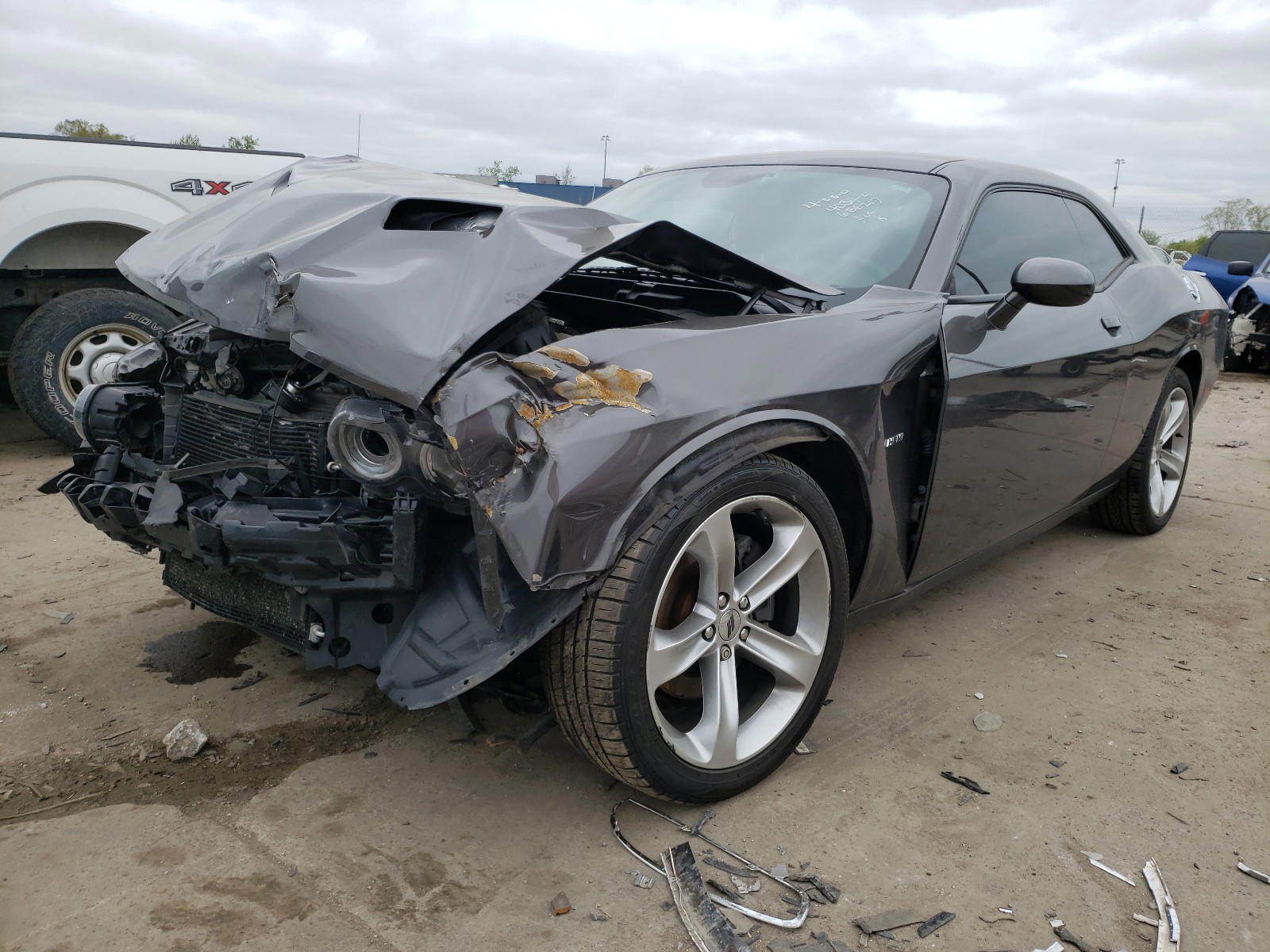 Photo 2 from auction – 2017 DODGE CHALLENGER with VIN 2C3CDZBT3HH656217