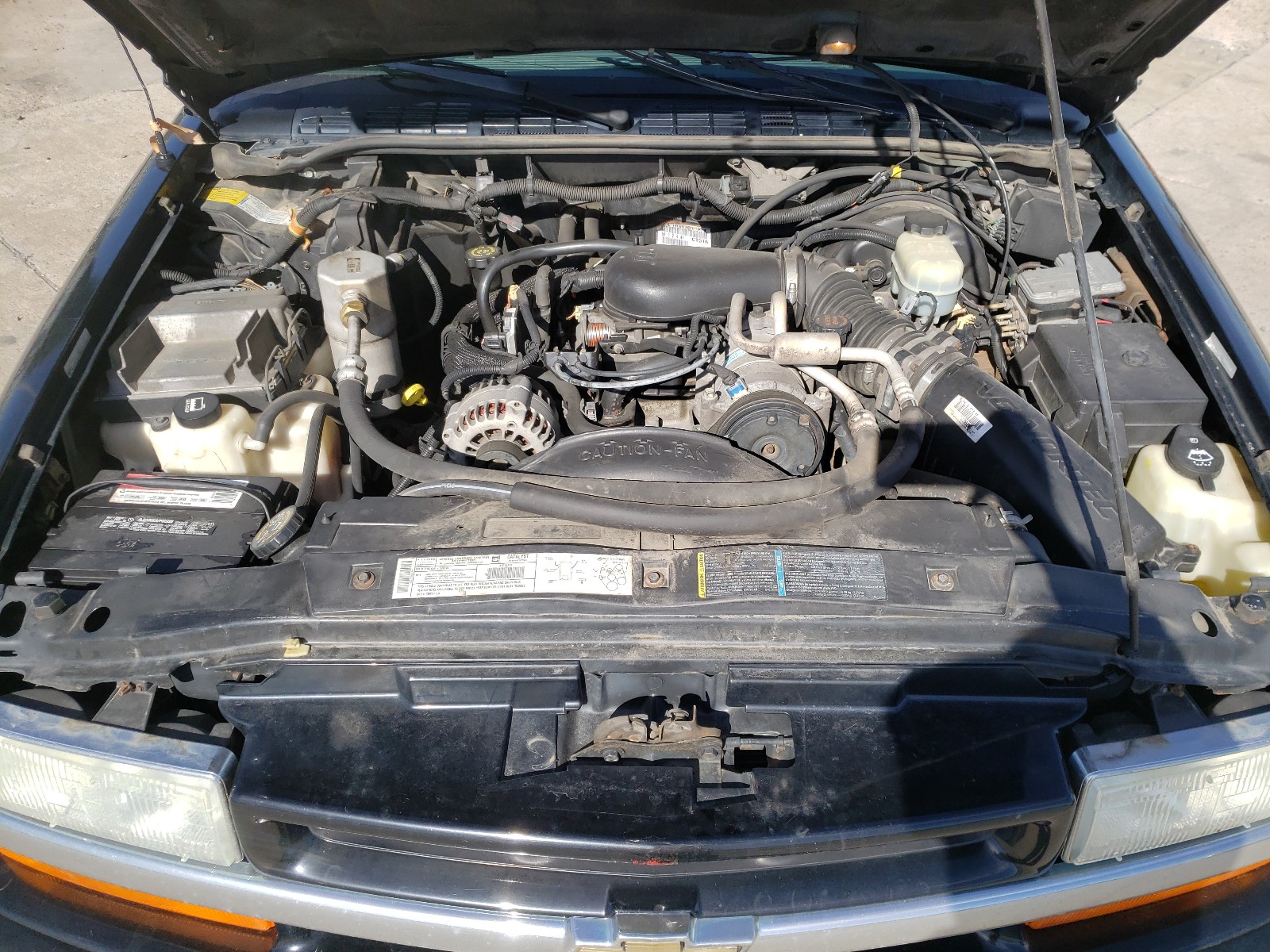 Foto 7 de la subasta – 2002 CHEVROLET BLAZER con VIN 1GNCT18WX2K130269