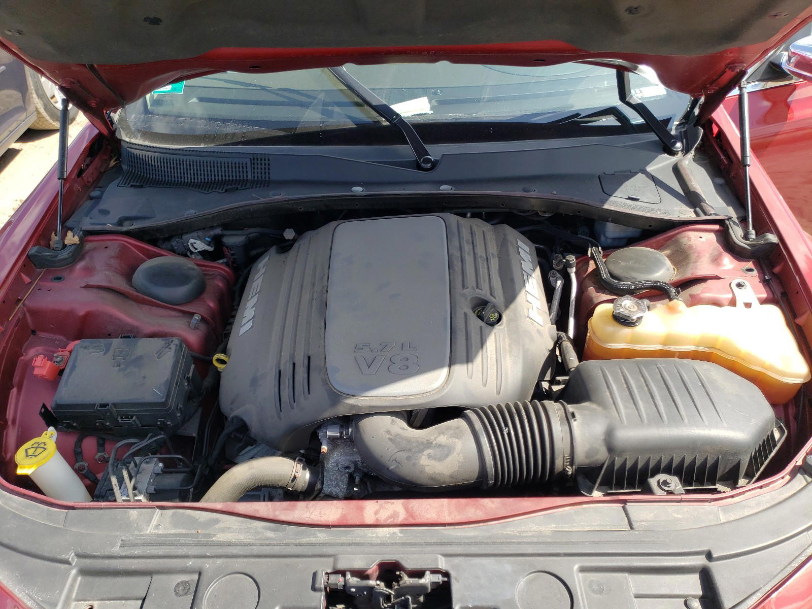 Photo 7 from auction – 2012 CHRYSLER 300C with VIN 2C3CCAET2CH274592
