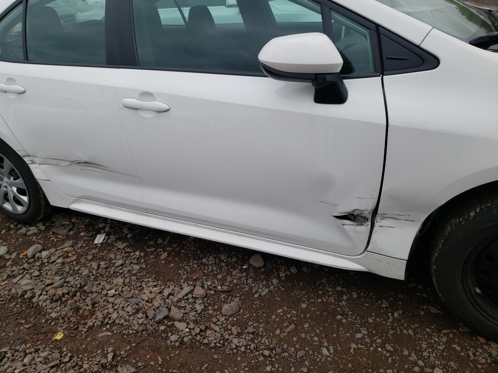 Photo 9 from auction – 2020 TOYOTA COROLLA LE with VIN 5YFEPRAE0LP072584