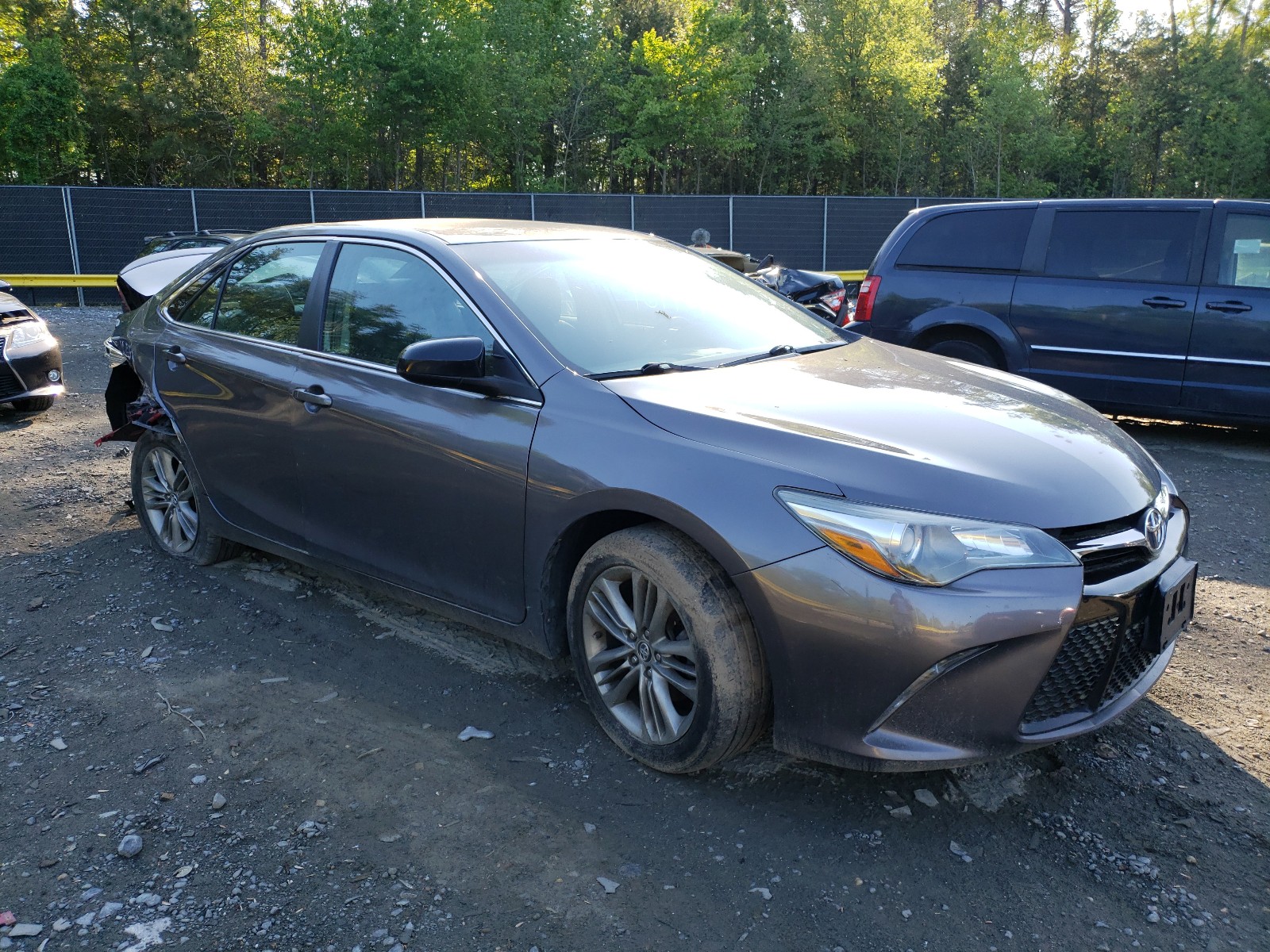 TOYOTA CAMRY LE 2016 with VIN 4T1BF1FK2GU586365 - Photo from auction