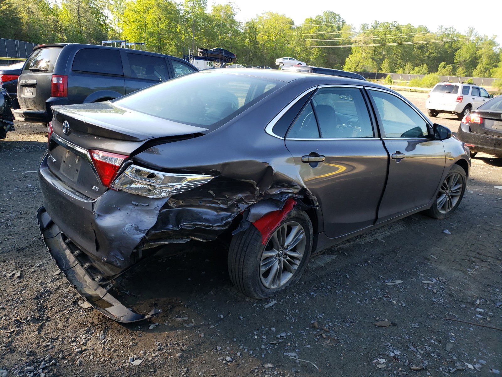 Photo 4 from auction – 2016 TOYOTA CAMRY LE with VIN 4T1BF1FK2GU586365