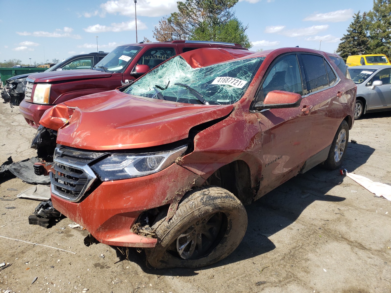 Photo 2 from auction – 2020 CHEVROLET EQUINOX LT with VIN 2GNAXTEV1L6257757