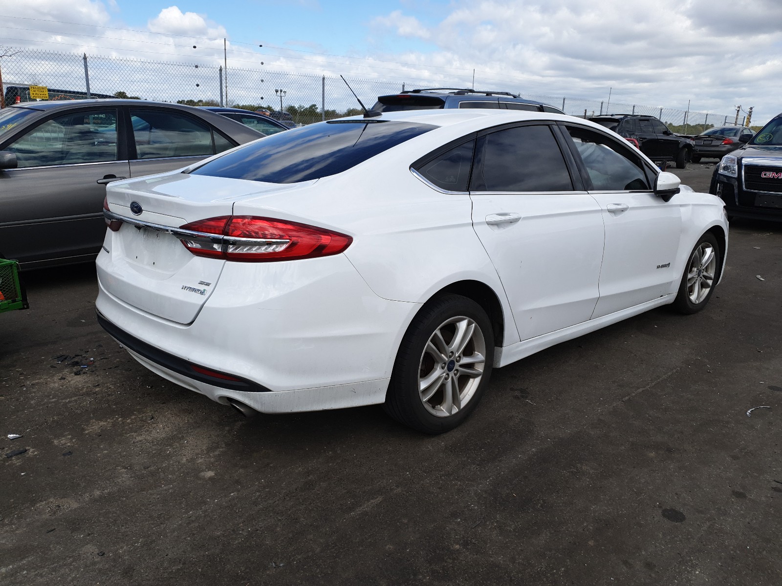 Photo 4 from auction – 2018 FORD FUSION SE with VIN 3FA6P0LU4JR141505