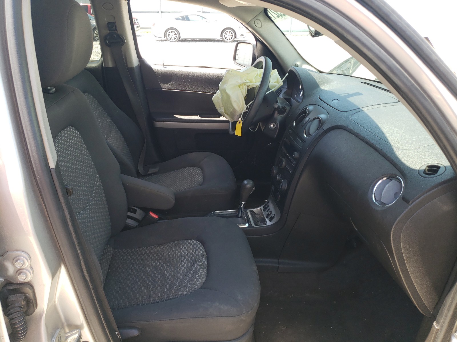 Photo 5 from auction – 2008 CHEVROLET HHR LS with VIN 3GNCA13D08S673056