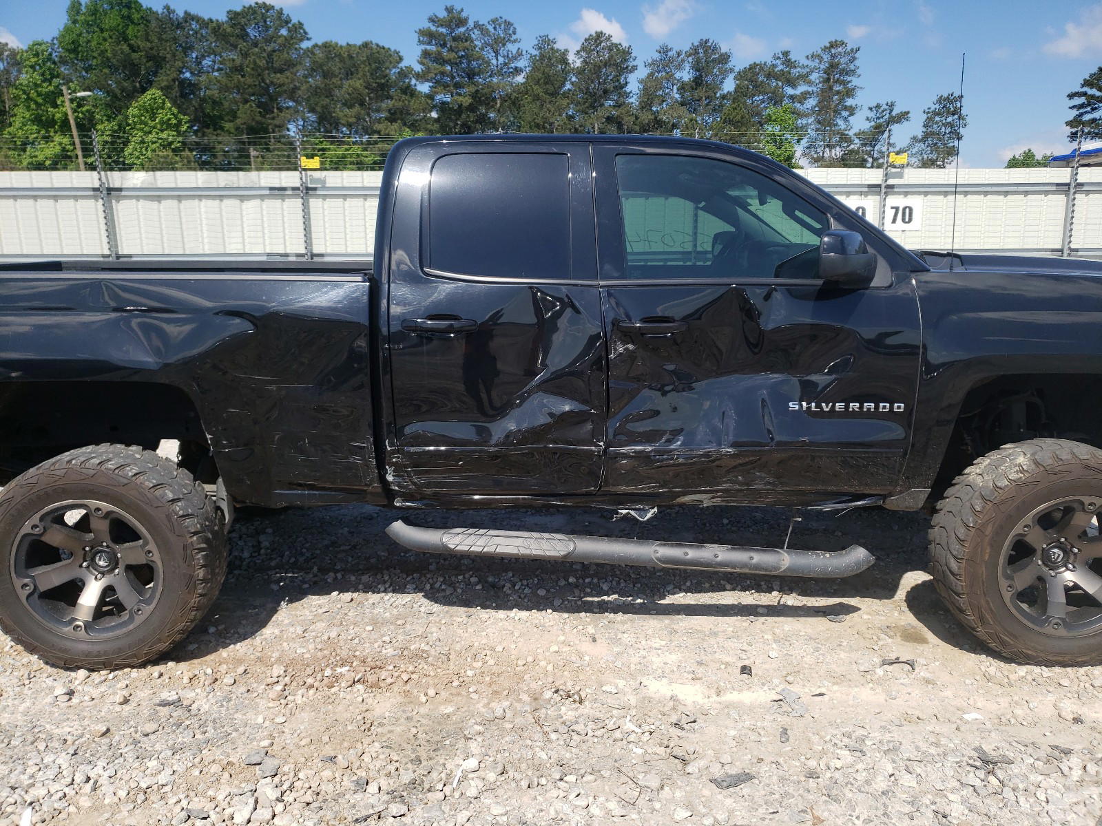 Photo 9 from auction – 2019 CHEVROLET SILVERADO with VIN 2GCVKPEC8K1113228