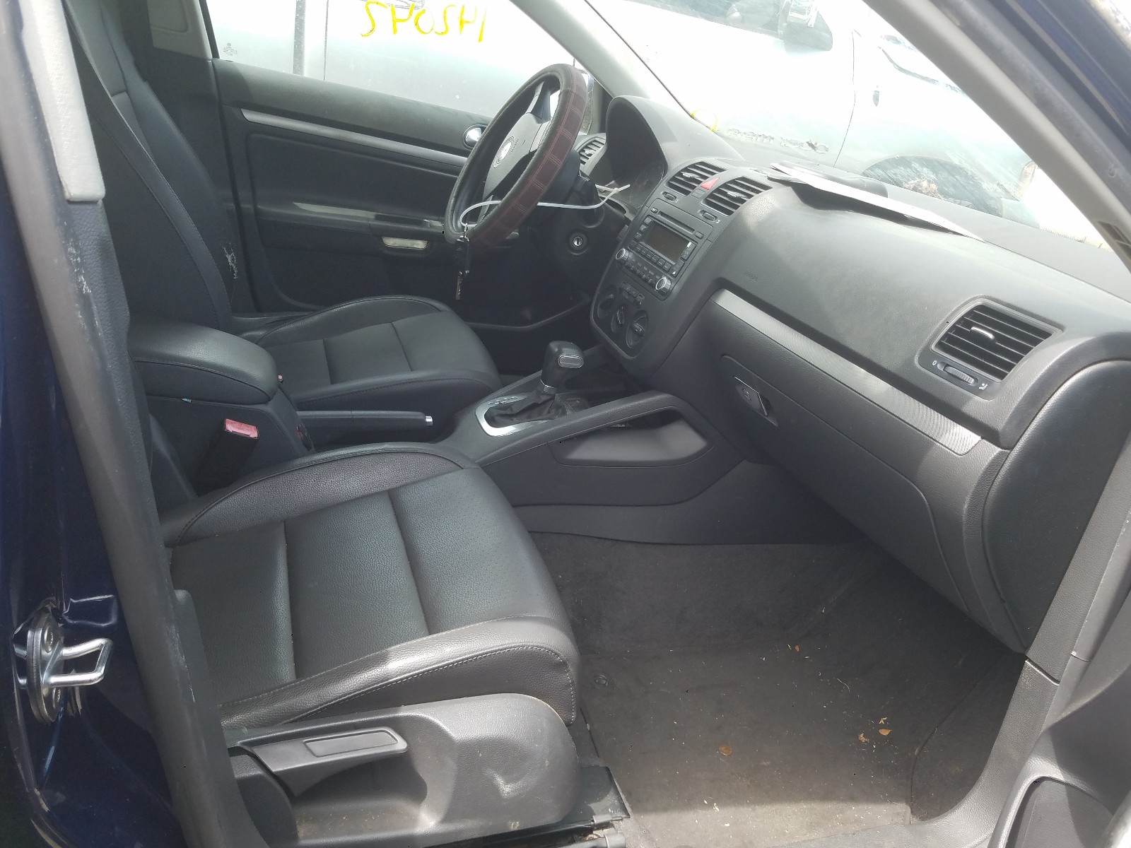 Photo 5 from auction – 2006 VOLKSWAGEN JETTA 2.5 with VIN 3VWSF71KX6M702569