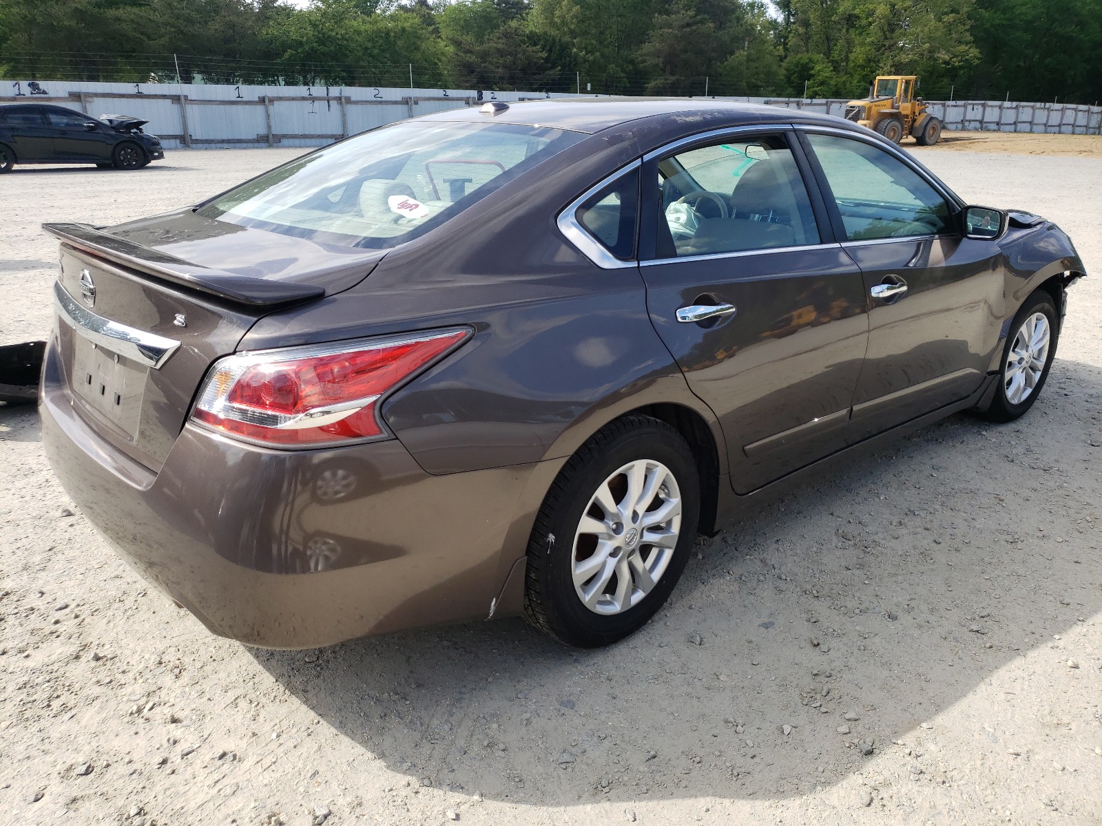 Photo 4 from auction – 2015 NISSAN ALTIMA 2.5 with VIN 1N4AL3AP5FC111133