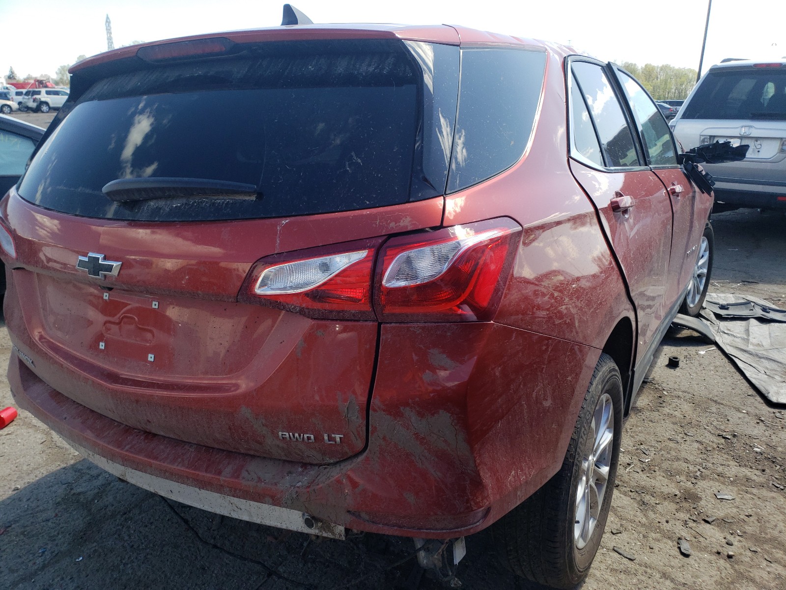 Photo 4 from auction – 2020 CHEVROLET EQUINOX LT with VIN 2GNAXTEV1L6257757