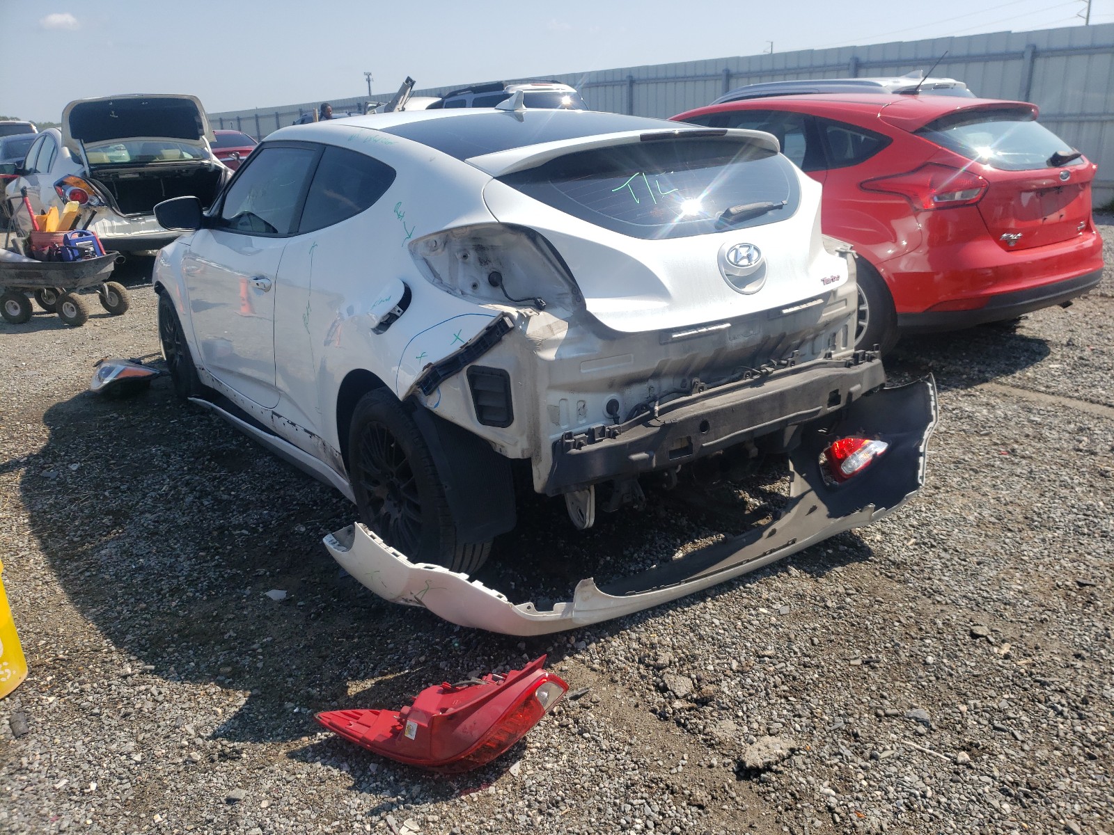 Photo 3 from auction – 2013 HYUNDAI VELOSTER T with VIN KMHTC6AE3DU134707