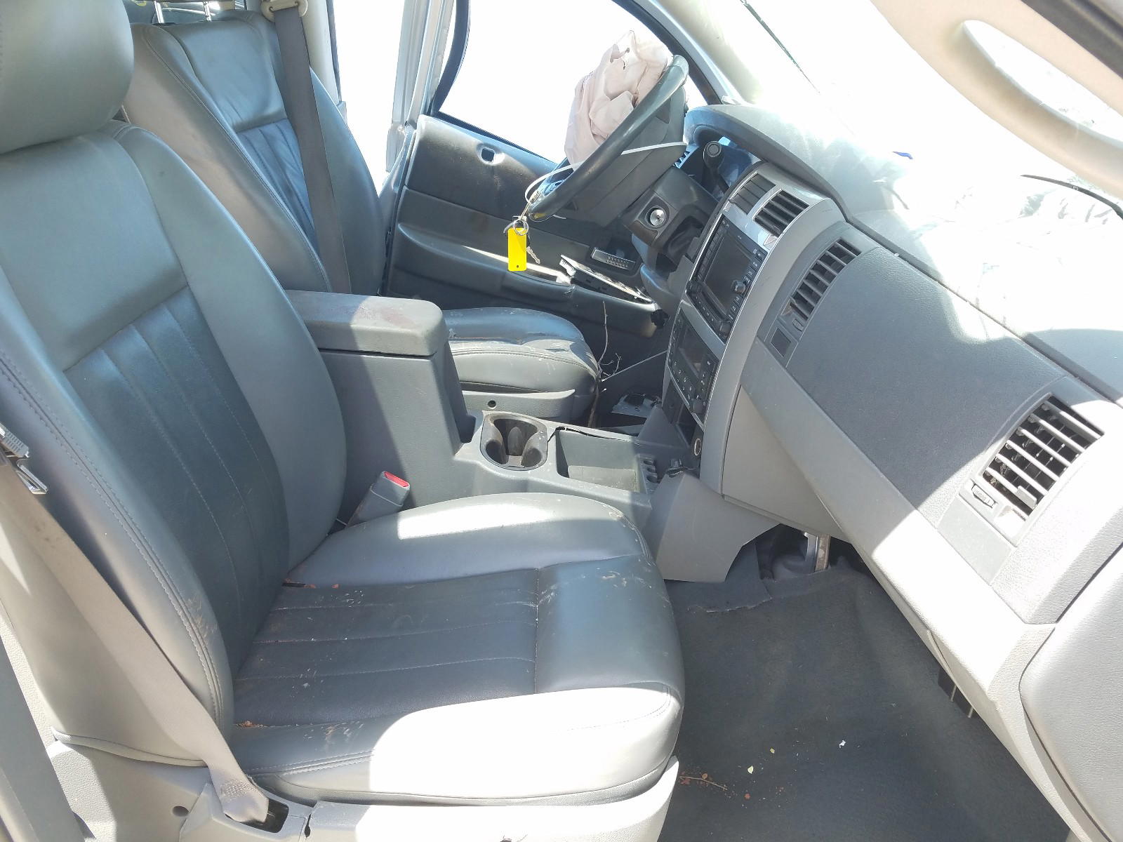 Photo 5 from auction – 2005 DODGE DURANGO LI with VIN 1D8HD58D65F581876
