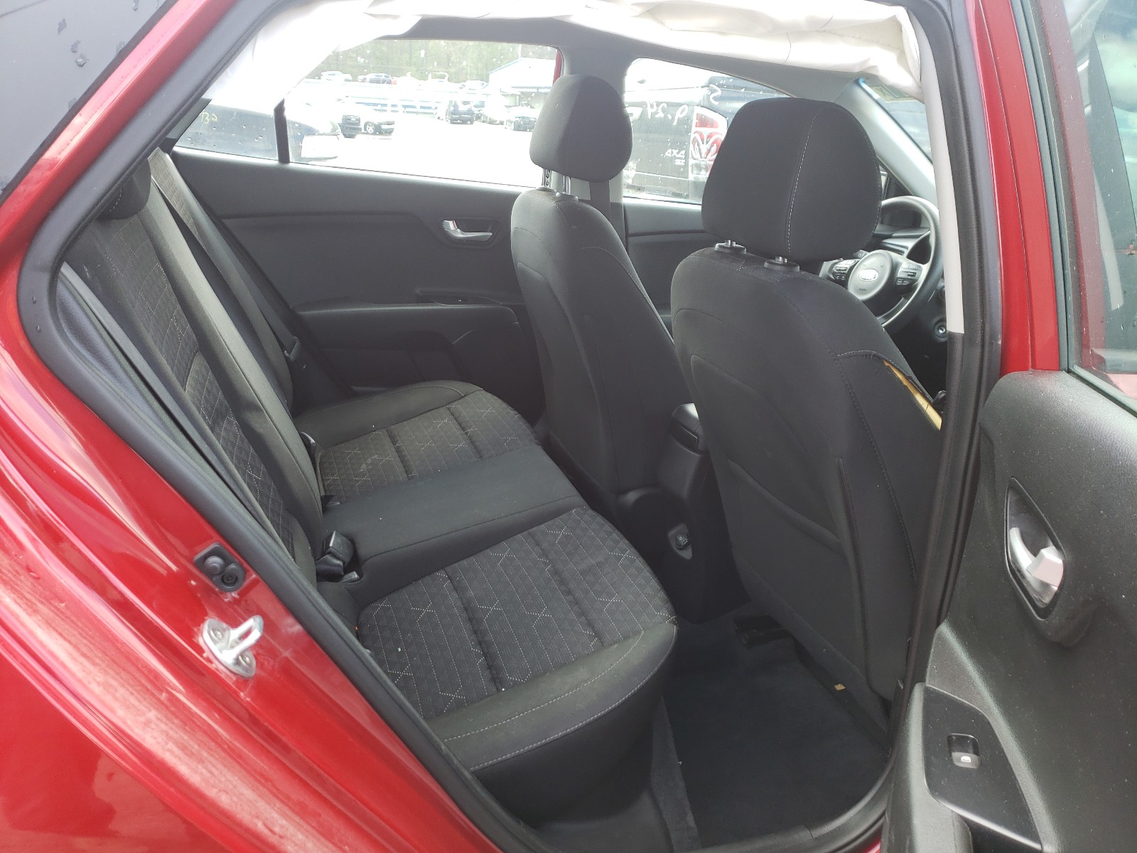 Photo 6 from auction – 2019 KIA RIO S with VIN 3KPA24AB7KE166290