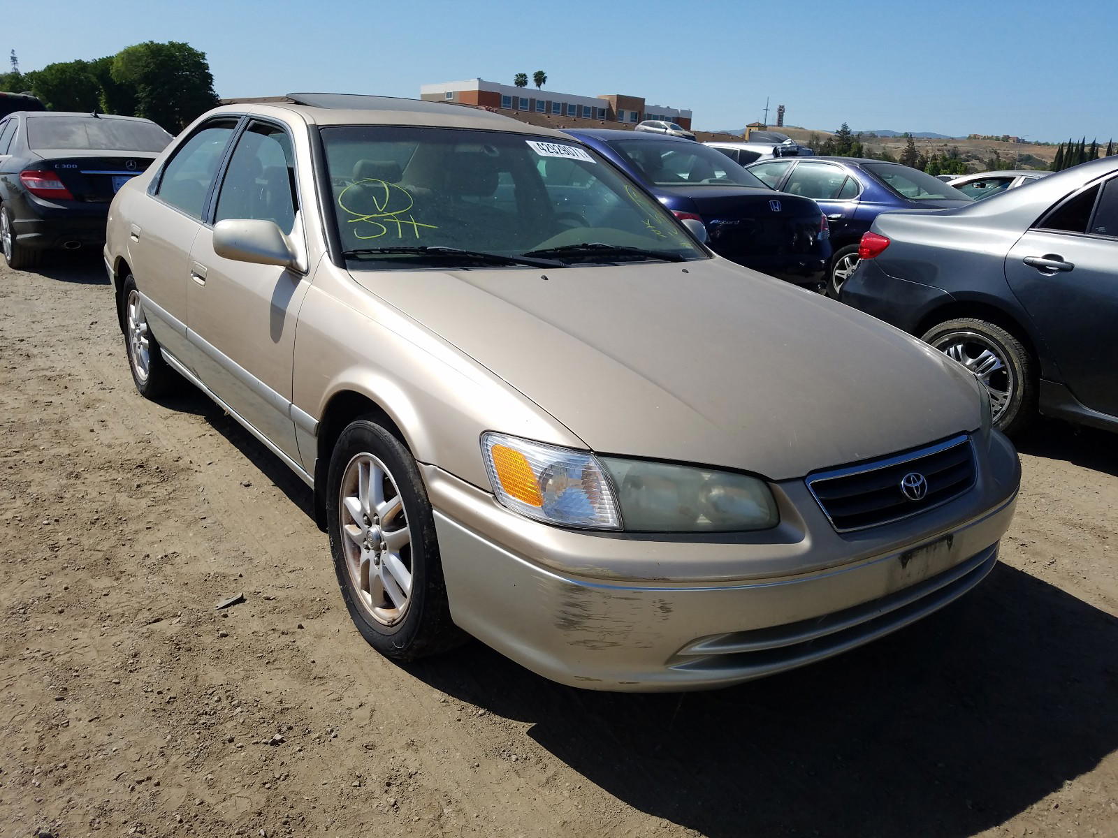 TOYOTA CAMRY CE 2001 with VIN JT2BF22K310318142 - Photo from auction