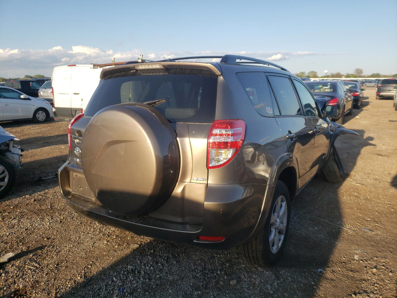 Photo 4 from auction – 2012 TOYOTA RAV4 LIMIT with VIN 2T3DK4DV5CW067668