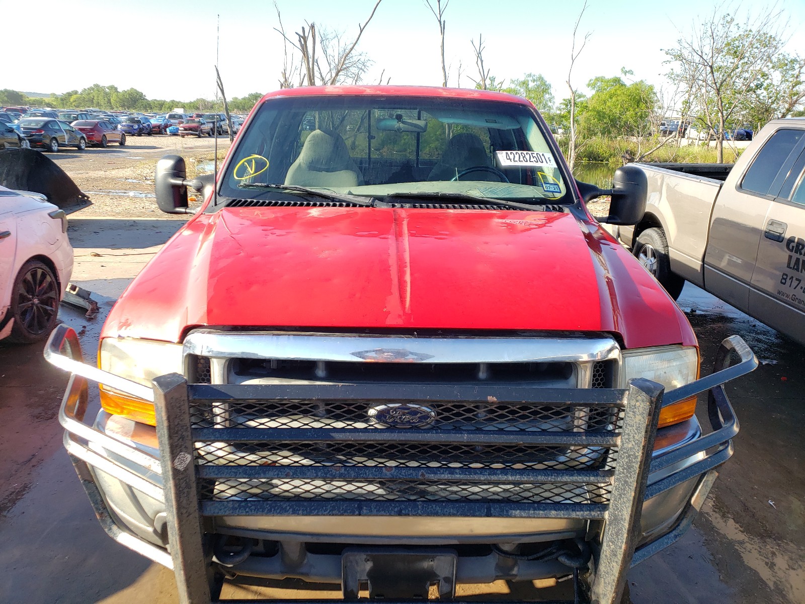 Photo 9 from auction – 2000 FORD F250 SUPER with VIN 1FTNX21F7YEE55328
