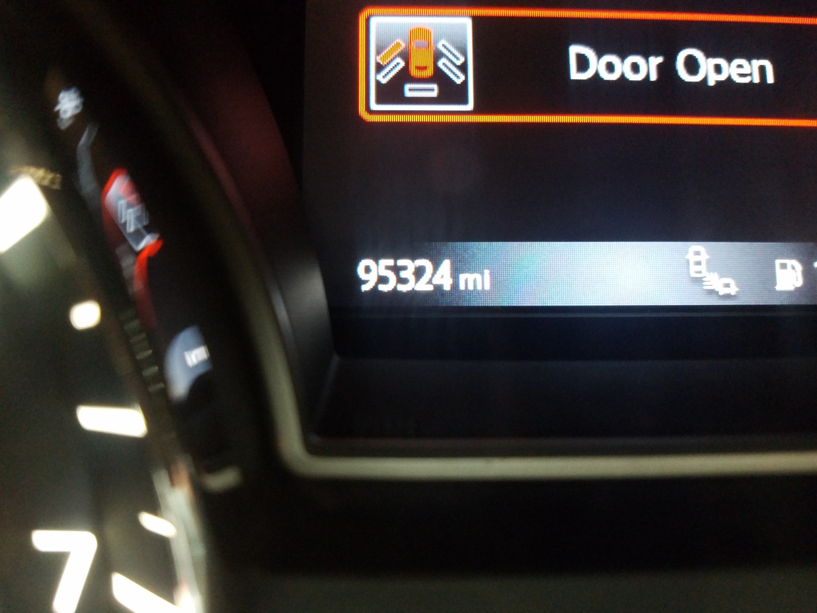 Photo 8 from auction – 2016 NISSAN ALTIMA 2.5 with VIN 1N4AL3AP5GC221391