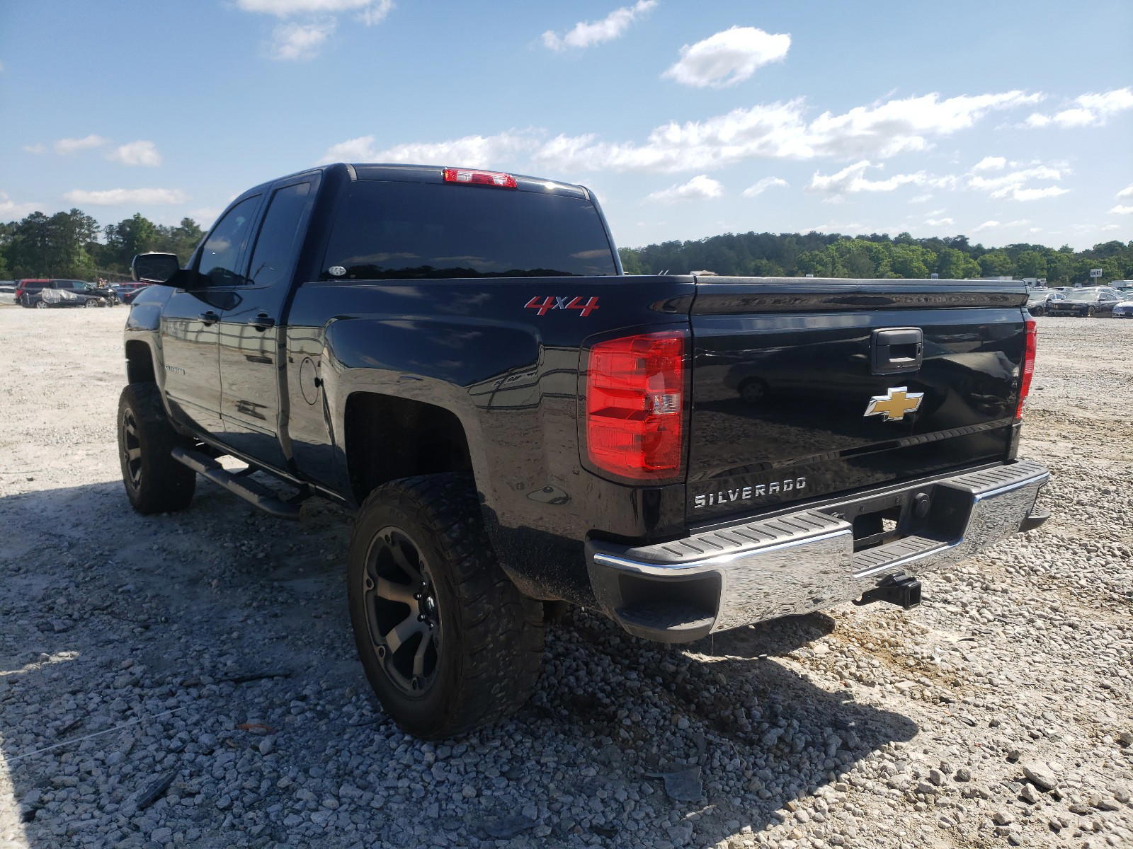 Photo 3 from auction – 2019 CHEVROLET SILVERADO with VIN 2GCVKPEC8K1113228