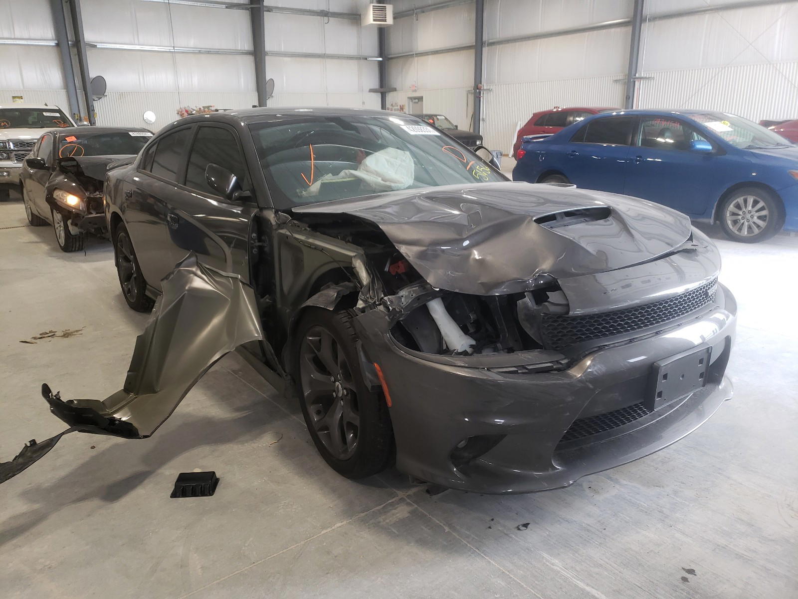 DODGE CHARGER R/ 2019 with VIN 2C3CDXCT4KH575656 - Photo from auction