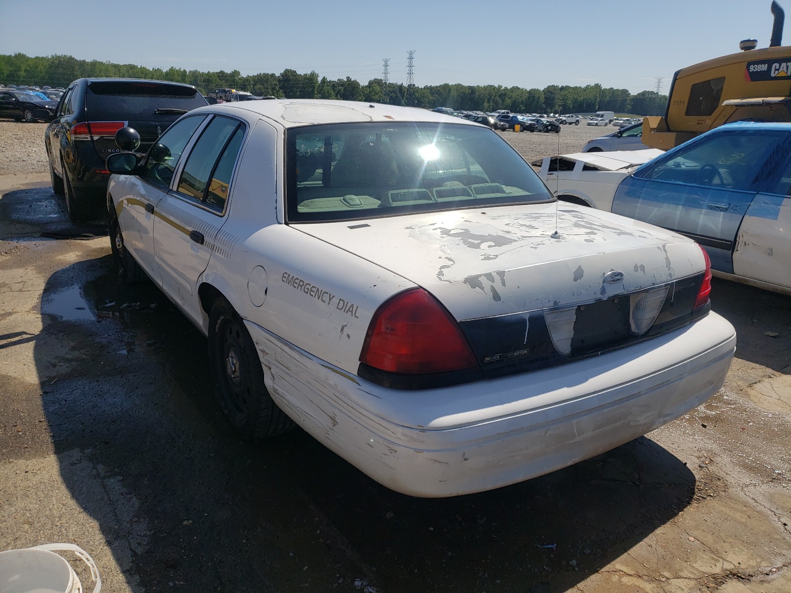 Photo 3 from auction – 2008 FORD CROWN VICT with VIN 2FAFP71V88X120608