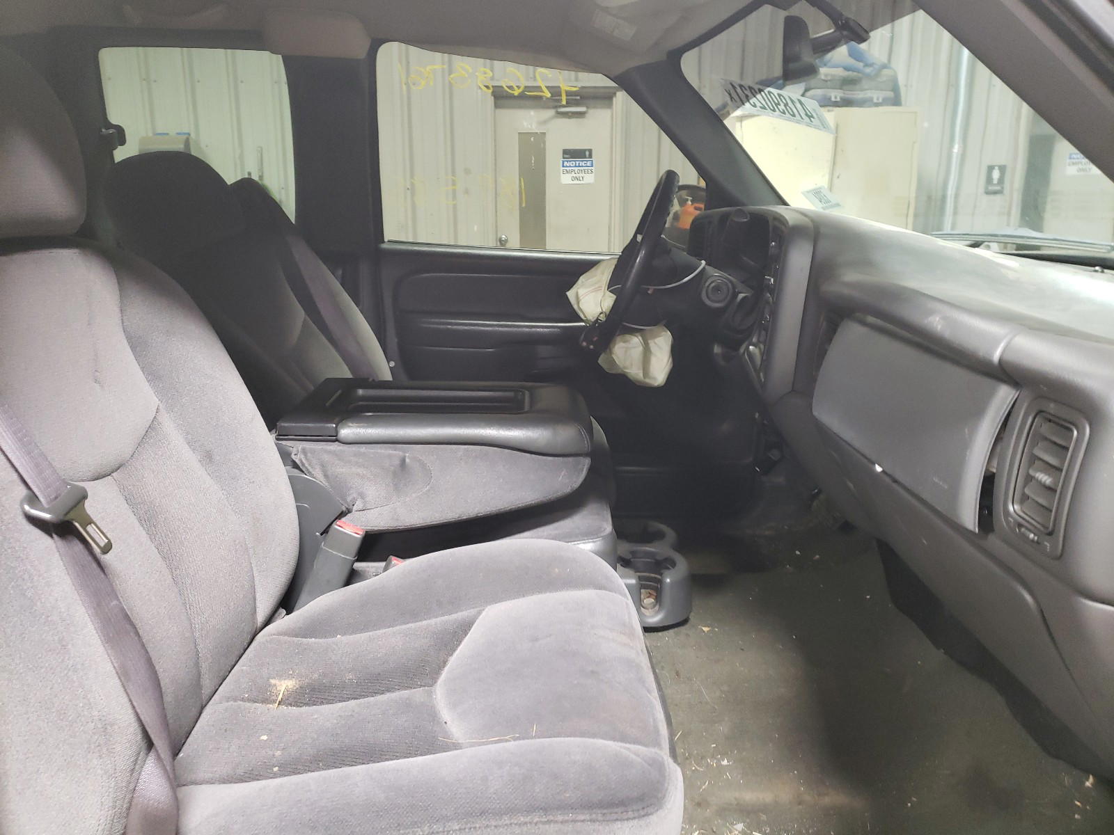 Photo 5 from auction – 2007 GMC SIERRA K25 with VIN 1GTHK29D27E187480