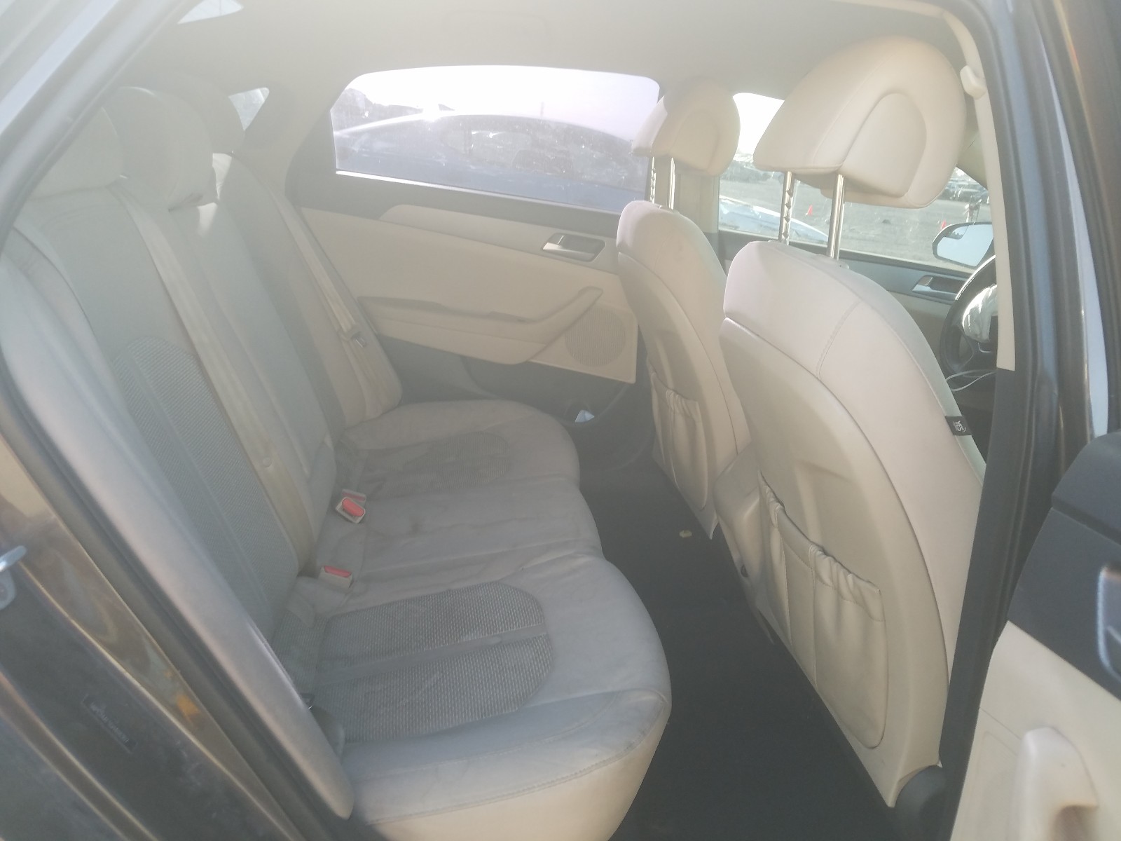 Photo 6 from auction – 2016 HYUNDAI SONATA SE with VIN 5NPE24AF5GH408307