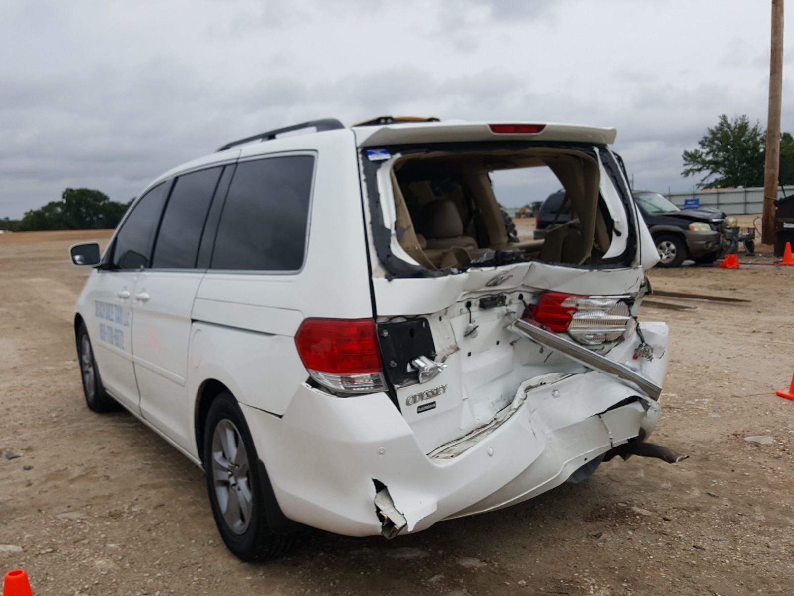 Photo 3 from auction – 2008 HONDA ODYSSEY TO with VIN 5FNRL38918B007409