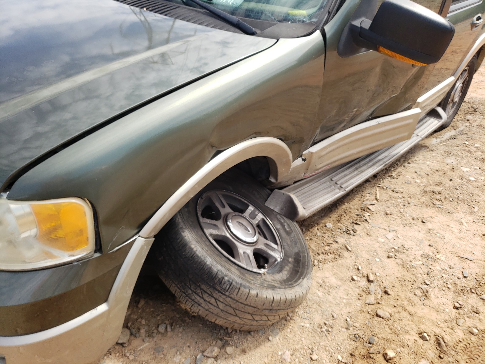 Zdjęcie 9 z aukcji – 2005 FORD EXPEDITION z VIN 1FMFU175X5LB12943
