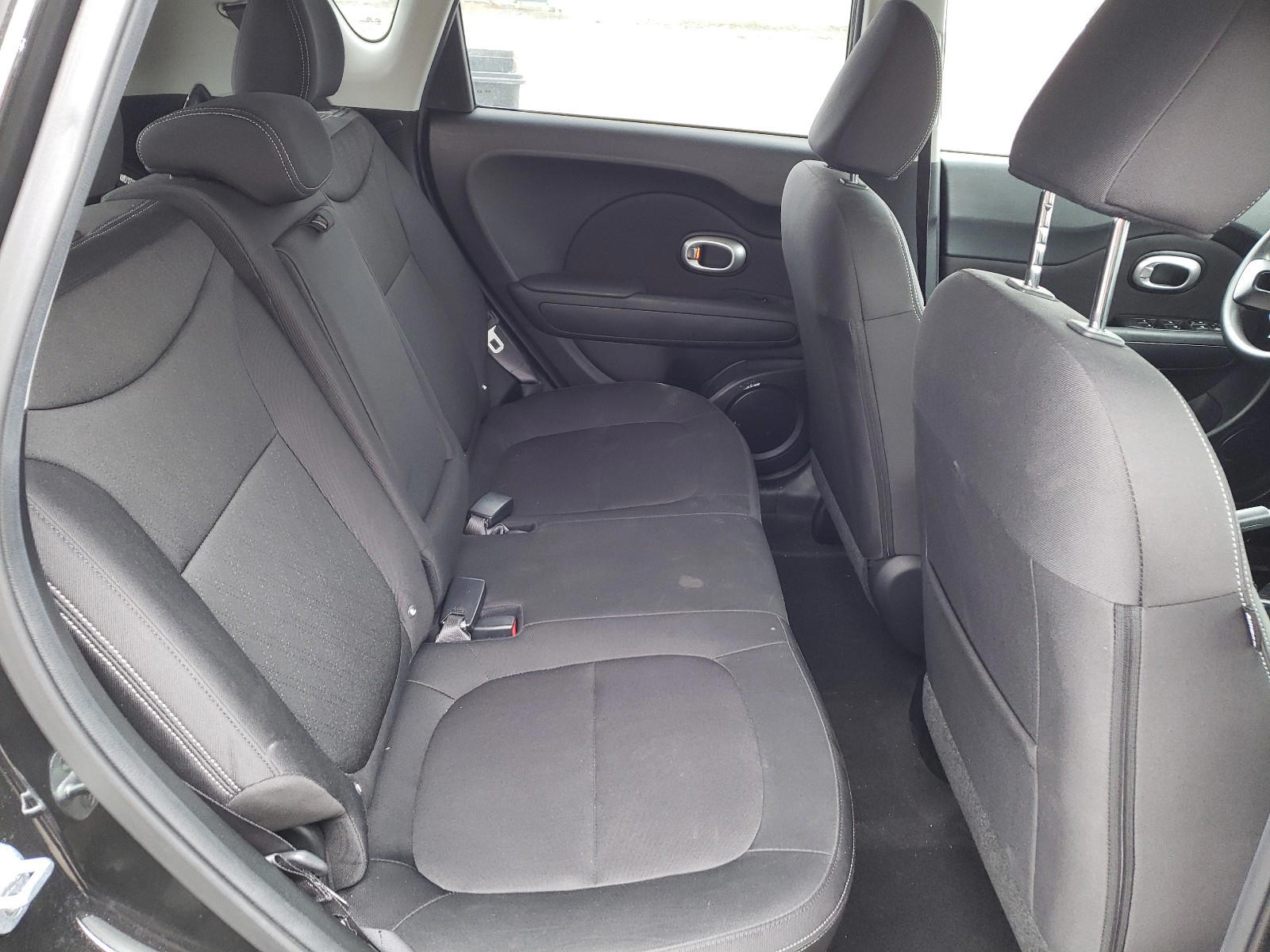 Photo 6 from auction – 2014 KIA SOUL with VIN KNDJN2A29E7746740