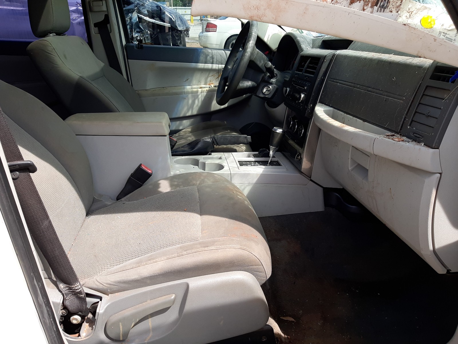 Photo 5 from auction – 2008 JEEP LIBERTY SP with VIN 1J8GN28K58W106205