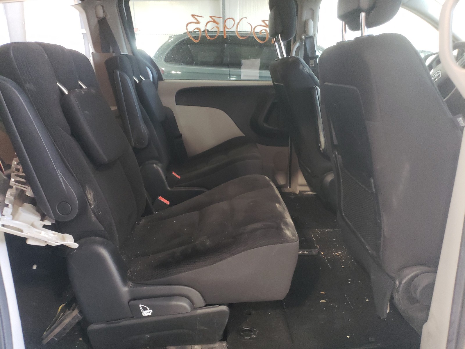 Photo 6 from auction – 2018 DODGE GRAND CARA with VIN 2C4RDGBG6JR176685