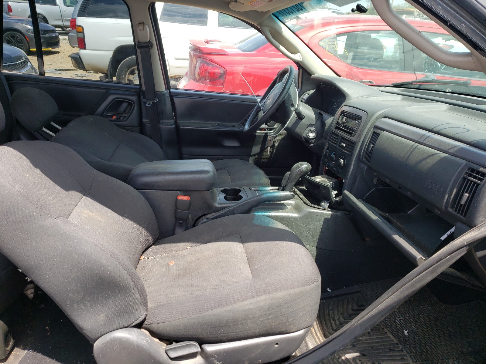 Photo 5 from auction – 2004 JEEP GRAND CHER with VIN 1J4GW48N74C421586