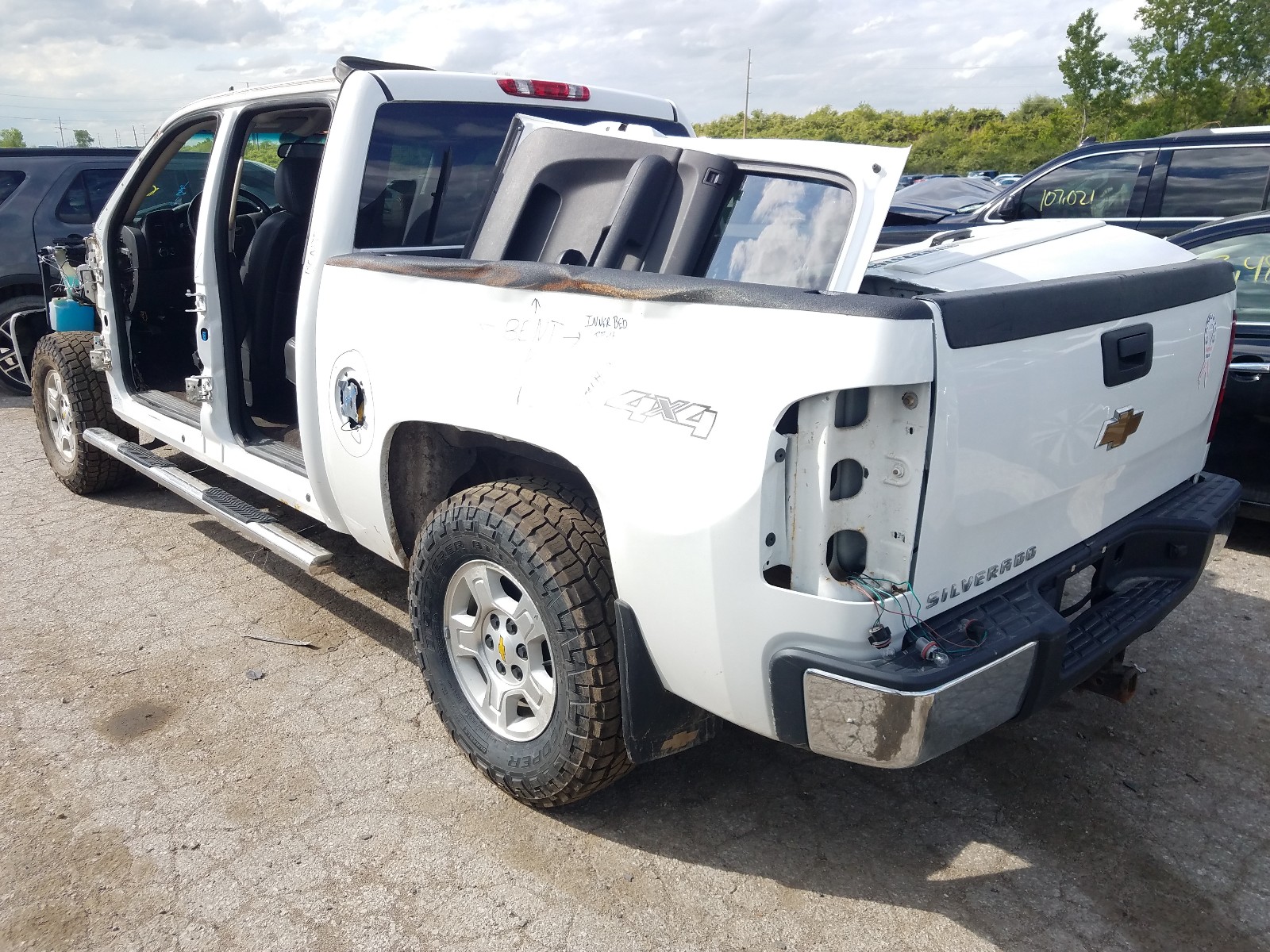 Photo 3 from auction – 2009 CHEVROLET SILVERADO with VIN 3GCEK23399G146679
