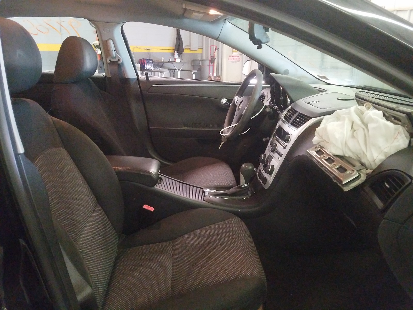 Photo 5 from auction – 2012 CHEVROLET MALIBU 1LT with VIN 1G1ZC5E08CF217309